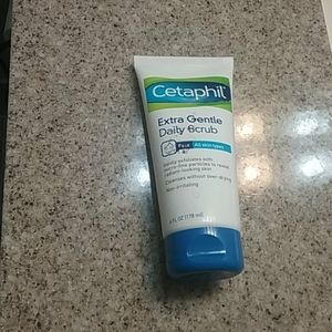 Cetaphil Extra gentle daily scrub
